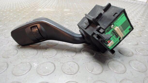 Foto: SCHEIBENWISCHERSCHALTER eines Ford S-Max 2.0 TDCi DPF GT (Hotline)