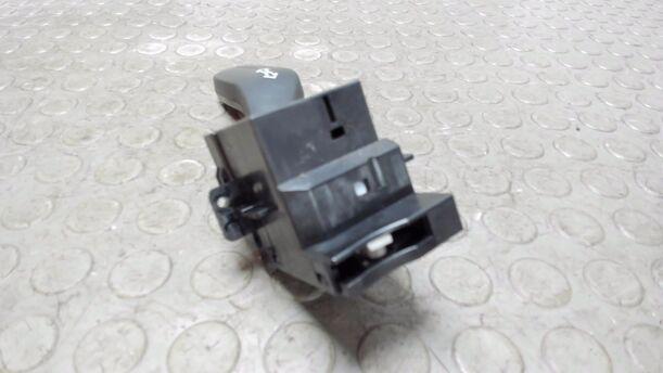 Foto: BLINKERSCHALTER / KOMBISCHALTER eines Ford S-Max 2.0 TDCi DPF GT (Hotline)