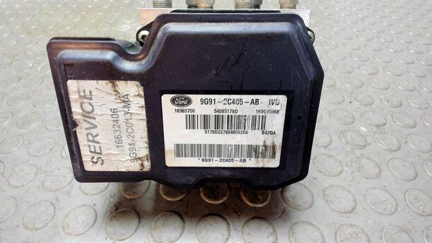 Foto: HAUPTBREMSAGGREGAT ABS eines Ford S-Max 2.0 TDCi DPF GT (Hotline)