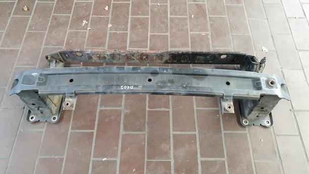 Foto: VERSTÄRKUNG VORNE eines Ford S-Max 2.0 TDCi DPF