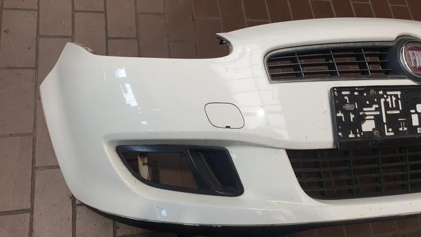 Foto: STOSSSTANGE / STOSSFÄNGER VORN (GEKLEBT) eines Fiat Bravo 1.9 Multijet 8V DPF