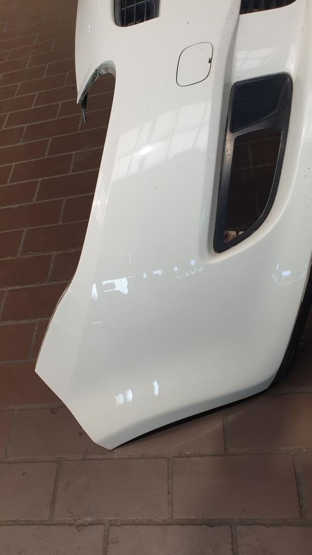 Foto: STOSSSTANGE / STOSSFÄNGER VORN (GEKLEBT) eines Fiat Bravo 1.9 Multijet 8V DPF