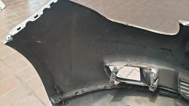 Foto: STOSSSTANGE / STOSSFÄNGER VORN (GEKLEBT) eines Fiat Bravo 1.9 Multijet 8V DPF
