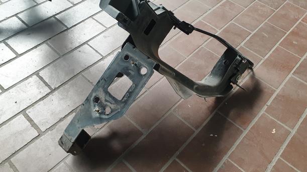 Foto: SCHLOSSTRÄGER OBEN eines Fiat Bravo 1.9 Multijet 8V DPF