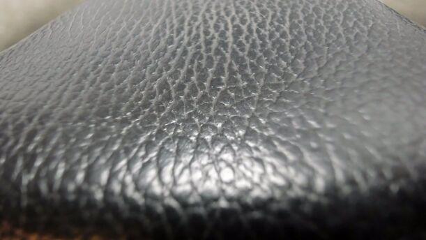 Foto: LEDERLENKRAD eines Toyota Yaris 1.4 D-4D