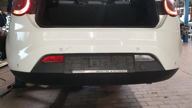 Foto: STOSSSTANGe / STOSSFÄNGER HINTEN eines Fiat Bravo 1.9 Multijet 8V DPF