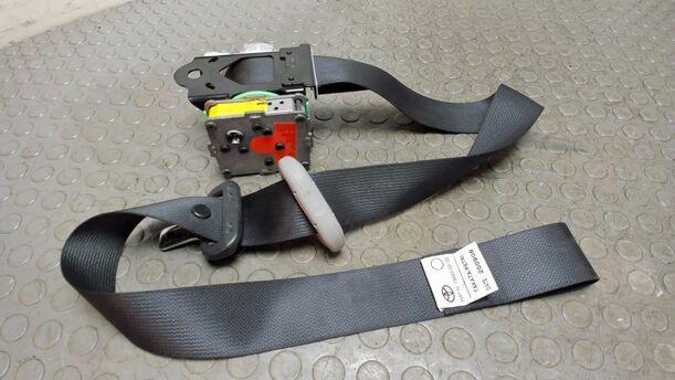 Foto: SICHERHEITSGURT VORNE LINKS eines Toyota Yaris 1.4 D-4D
