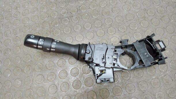 Foto: BLINKERSCHALTER / KOMBISCHALTER eines Toyota Yaris 1.4 D-4D