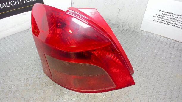 Foto: HECKLEUCHTE / RÜCKLICHT LINKS eines Toyota Yaris 1.4 D-4D GT (Hotline)