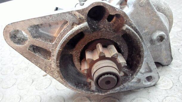 Foto: ANLASSER / STARTER eines Toyota Yaris 1.4 D-4D GL