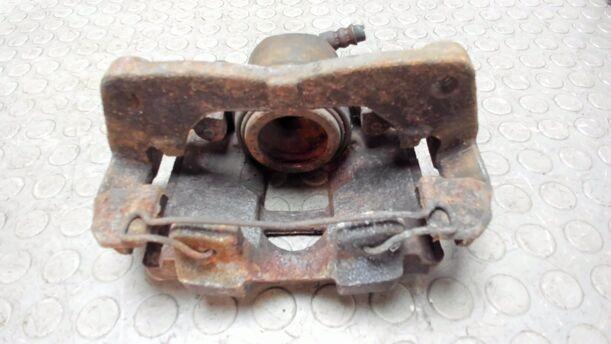 Foto: BREMSSATTEL VORNE RECHTS eines Toyota Yaris 1.4 D-4D GL