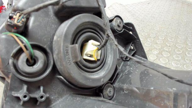 Foto: SCHEINWERFER RECHTS eines Chevrolet Spark 1.0 GL
