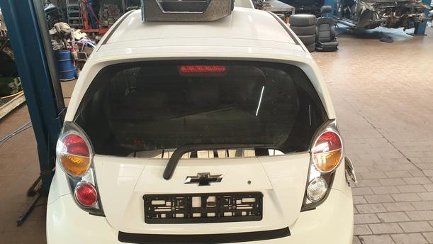 Foto: HECKKLAPPE / HECKDECKEL eines Chevrolet Spark 1.0 GL