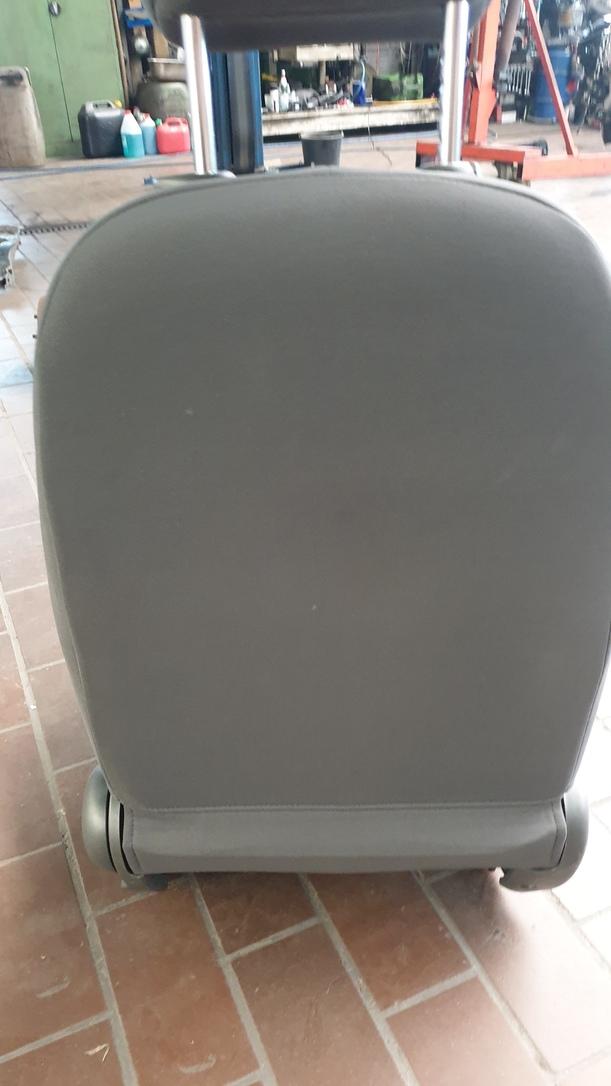 Foto: SITZ VORNE LINKS / FAHRERSITZ eines Chevrolet Spark 1.0 GL