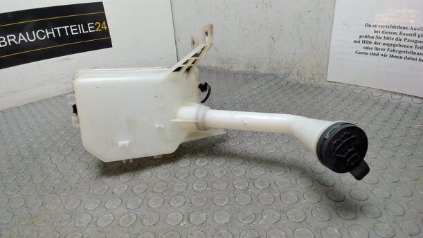 Foto: SCHEIBENWASCHBEHÄLTER eines Fiat Bravo 1.9 Multijet 8V DPF GT (Hotline)