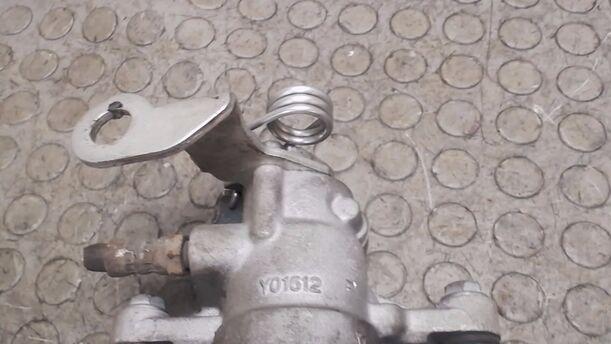 Foto: BREMSSATTEL HINTEN RECHTS (ZUBEHÖR) eines Fiat Bravo 1.9 Multijet 8V DPF GT (Hotline)
