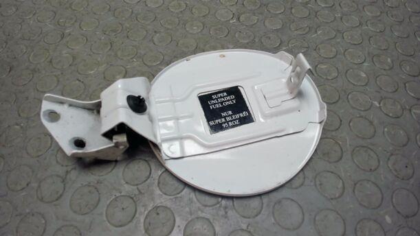 Foto: TANKKLAPPE / TANKDECKEL eines Chevrolet Spark 1.0 GT (Hotline)