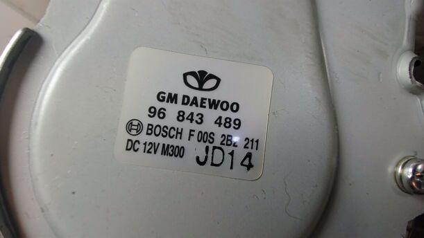 Foto: SCHEIBENWISCHERMOTOR HINTEN eines Chevrolet Spark 1.0 GT (Hotline)