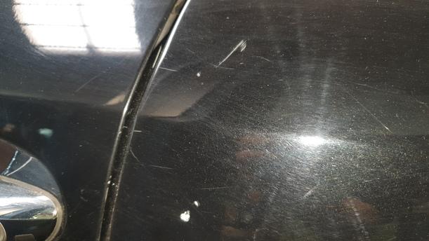 Foto: TÜR HINTEN LINKS ( KOMBI ) eines Mercedes-Benz E 320 T CDI GL