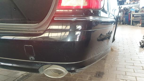 Foto: STOSSFÄNGER / STOßSTANGE HINTEN ( VOR MOPF ) eines Mercedes-Benz E 320 T CDI GL