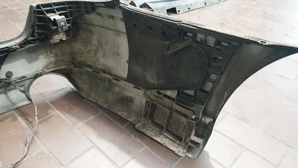 Foto: STOSSFÄNGER / STOßSTANGE HINTEN ( VOR MOPF ) eines Mercedes-Benz E 320 T CDI GL