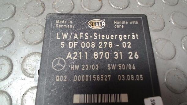 Foto: STEUERGERÄT AFS/ LW eines Mercedes-Benz E 320 T CDI GL