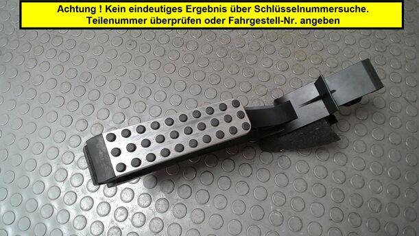 Foto: GASPEDAL eines Mercedes-Benz E 320 T CDI GL