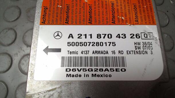 Foto: STEUERGERÄT AIRBAG/ AIRBAGSTEUERGERÄT eines Mercedes-Benz E 320 T CDI GL
