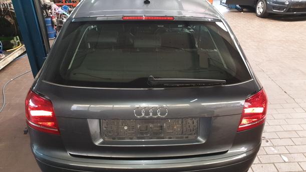 Foto: HECKKLAPPE / HECKDECKEL eines Audi A3 2.0 TDI DSG GL