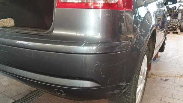Foto: STOSSFÄNGER / STOßSTANGE HINTEN eines Audi A3 2.0 TDI DSG GL