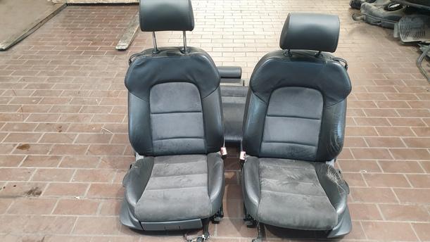 Foto: SITZGARNITUR / SITZE ( 2/3 TÜRER ) eines Audi A3 2.0 TDI DSG GL