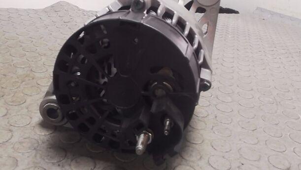 Foto: LICHTMASCHINE eines Fiat Bravo 1.9 Multijet 8V DPF GL