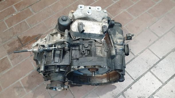 Foto: AUTOMATIKGETRIEBE 6 GANG ( DSG / KMX ) eines Audi A3 2.0 TDI DSG GL