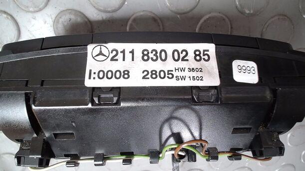 Foto: HEIZUNGSBETÄTIGUNG HINTEN eines Mercedes-Benz E 320 T CDI GL