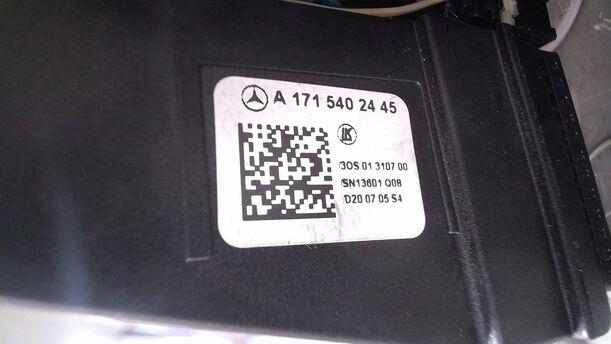 Foto: BLINKSCHALTER/ KOMBISCHALTER/ TEMPOMAT eines Mercedes-Benz E 320 T CDI GL