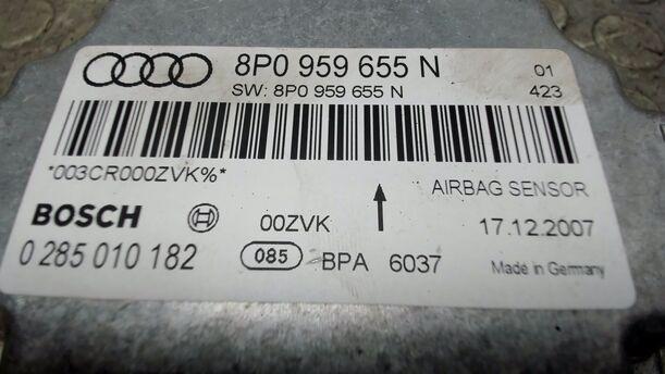 Foto: AIRBAGSTEUERGERÄT eines Audi A3 2.0 TDI DSG GL