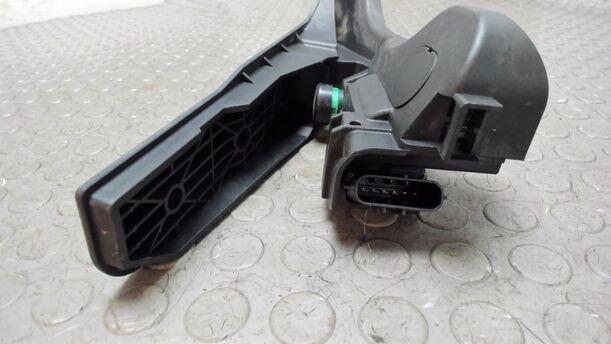 Foto: GASPEDAL ( AUTOMATIK / DIESEL ) eines Audi A3 2.0 TDI DSG GL