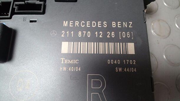 Foto: TÜRSTEUERGERÄT VORN RECHTS eines Mercedes-Benz E 320 T CDI GL