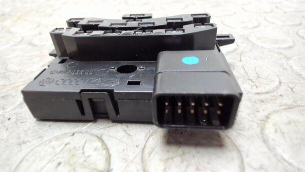 Foto: LENKWINKELSENSOR eines Audi A3 2.0 TDI DSG GL