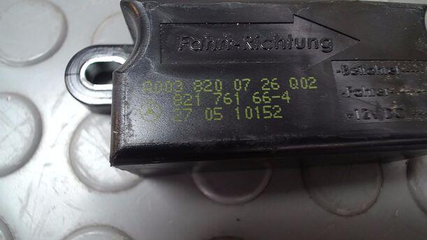 Foto: CRASHSENSOR/ AUFPRALLSENSOR eines Mercedes-Benz E 320 T CDI GL