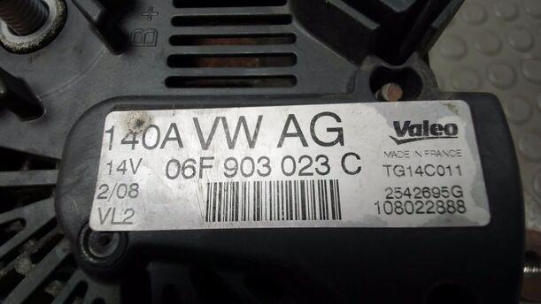 Foto: LICHTMASCHINE / GENERATOR ( BOSCH / 140A ) eines Audi A3 2.0 TDI DSG GL