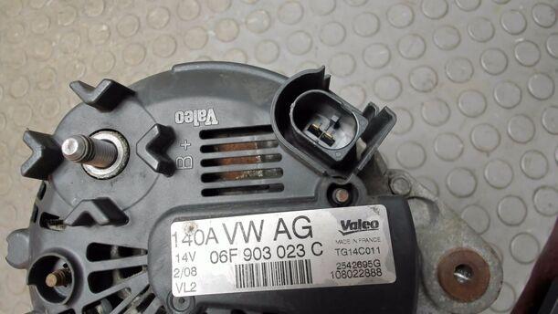 Foto: LICHTMASCHINE / GENERATOR ( BOSCH / 140A ) eines Audi A3 2.0 TDI DSG GL