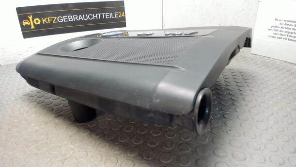 Foto: LUFTFILTER / MOTORVERSCHALUNG OBEN eines VW Polo 1.4 GL