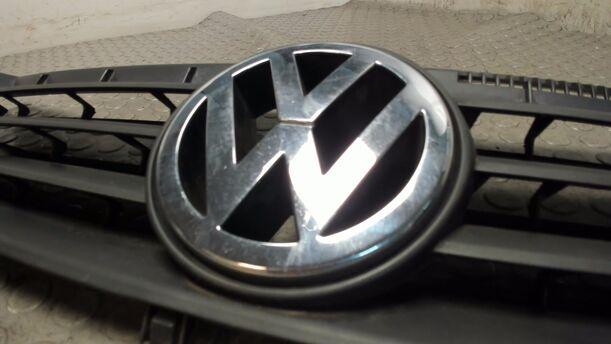Foto: KÜHLERGRILL eines VW Polo 1.4 GL