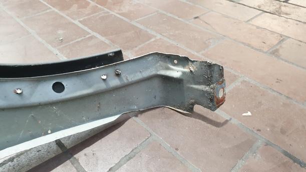 Foto: KOTFLÜGEL VORNE LINKS eines Opel Corsa 1.2 16V GL