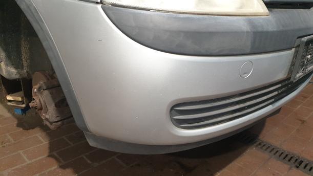 Foto: STOSSFÄNGER / STOßSTANGE VORNE eines Opel Corsa 1.2 16V GL
