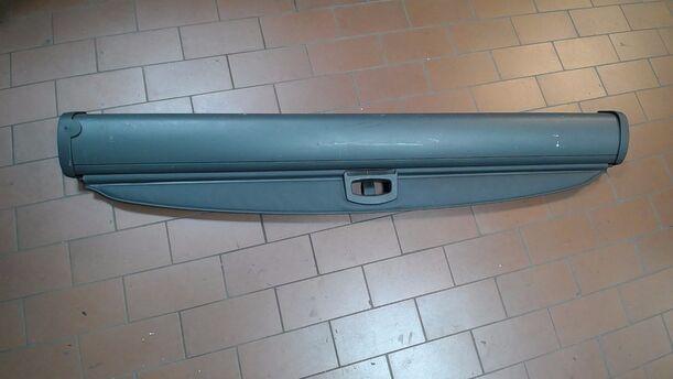 Foto: LADERAUMABDECKUNG eines Mercedes-Benz E 320 T CDI GL