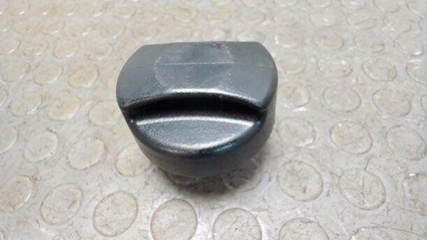 Foto: TANKVERSCHLUSS eines Opel Corsa 1.2 16V GL