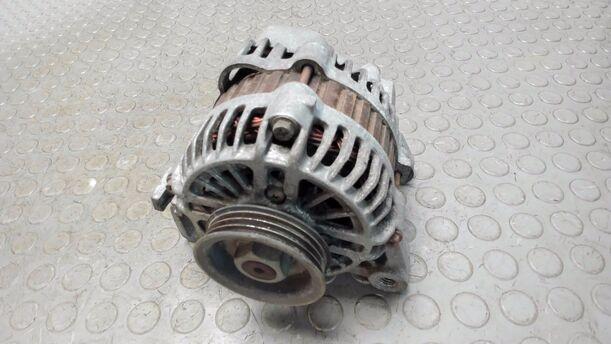 Foto: LICHTMASCHINE / GENERATOR eines Renault Twingo GL