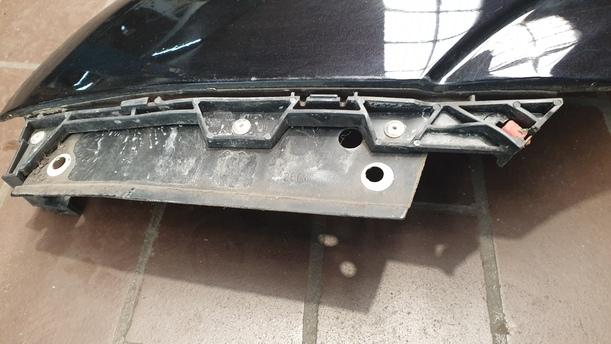 Foto: KOTFLÜGEL LINKS eines Opel Vectra 1.8 GL